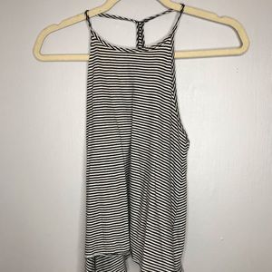 Women’s high neck tank